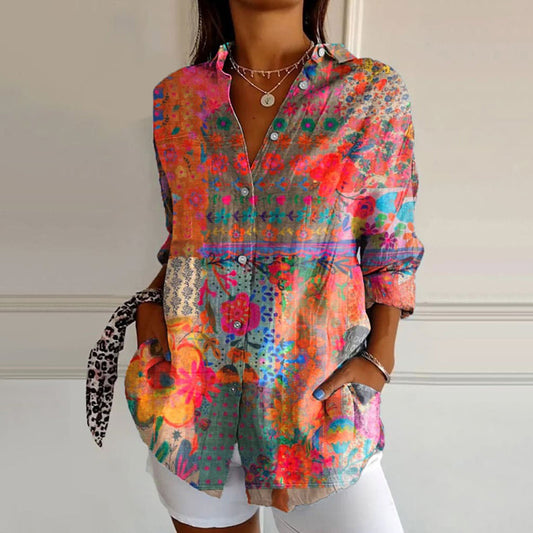 Annika | Colorful blouse with playful print