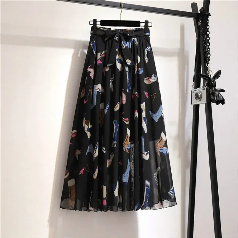 Aurelia | Midi skirt with playful elegance