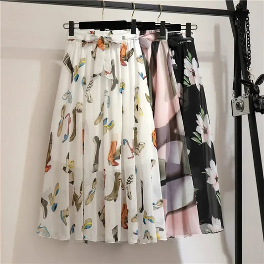 Aurelia | Midi skirt with playful elegance