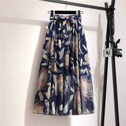 Aurelia | Midi skirt with playful elegance
