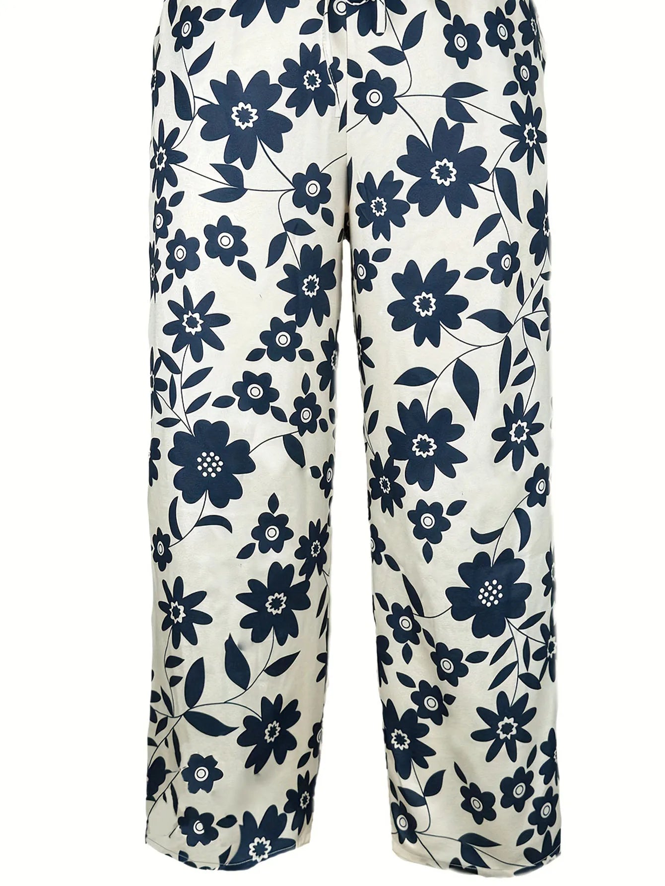 Lavina | Loose trousers with stylish floral print