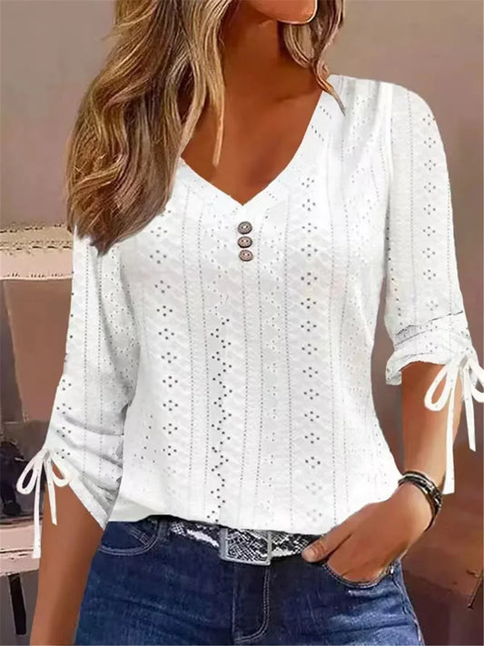 Maybelle | Elegant blouse with V-neck