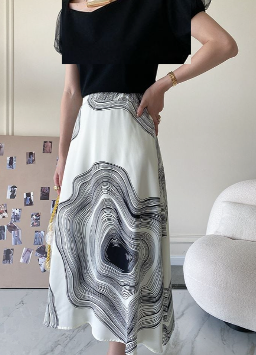 Sylvie | Elegant midi skirt with artistic print